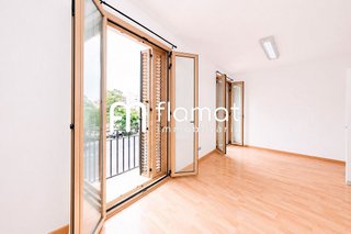 Piso en venta en El Camp d'en Grassot i Gràcia Nova en Barcelona