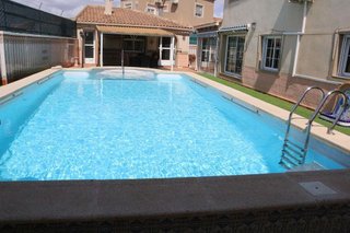 Chalet en venta en La Siesta - El Salado - Torreta en Torrevieja