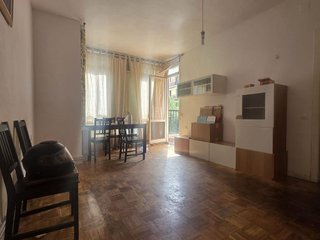 Piso en venta en La Font de la Guatlla en Barcelona