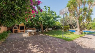 Chalet en venta en Les Creus-Can Feliu de Merola-Can Moré en Pineda de Mar