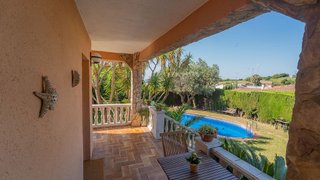 Chalet en venta en Les Creus-Can Feliu de Merola-Can Moré en Pineda de Mar