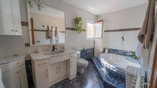 Chalet en venta en Les Creus-Can Feliu de Merola-Can Moré en Pineda de Mar