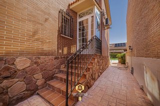 Chalet en venta en Meco pueblo en Meco