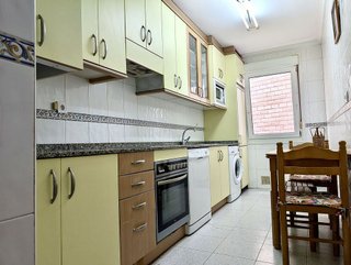 Piso en alquiler en Laviada en Gijón