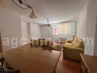 Piso en alquiler en Delicias en Valladolid