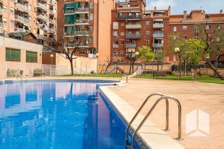 Piso en venta en El Castell-Poble Vell en Castelldefels