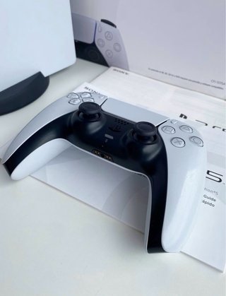 Consola Sony PlayStation 5 PS5 Blanca