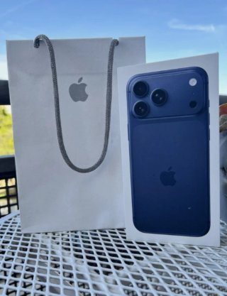 iPhone 17 Azul Oscuro Totalmente nuevo, precintado