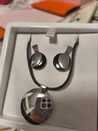 Conjunto Lotus Plata Collar y Pendientes