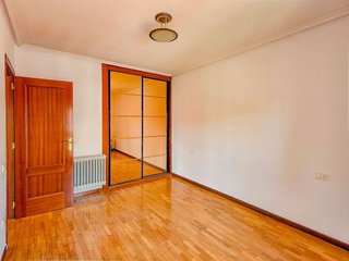 Piso en venta en Cascajos - Piqueras en Logroño