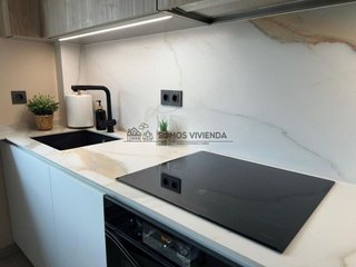 Piso en venta en As Lagoas en Ourense