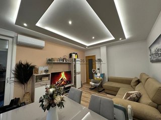 Piso en venta en As Lagoas en Ourense