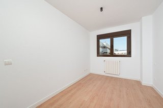 Piso en venta en Ensanche de Vallecas - Valdecarros en Madrid
