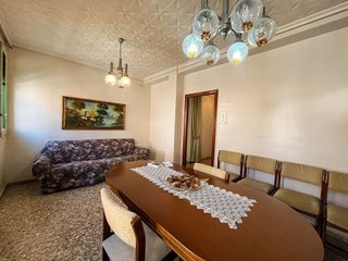 Piso en venta en Avda. de Abril. - 9 de octubre en Sagunto
