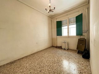 Piso en venta en Avda. de Abril. - 9 de octubre en Sagunto