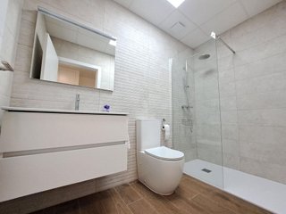 Piso en venta en L'Alquenència en Alzira