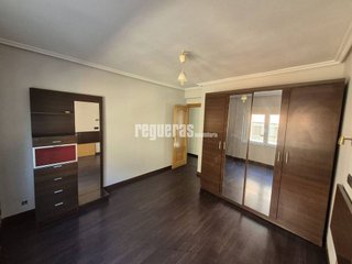 Piso en venta en La Magdalena - Versalles en Avilés