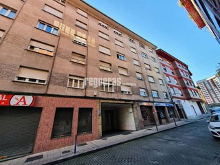 Piso en venta en La Magdalena - Versalles en Avilés