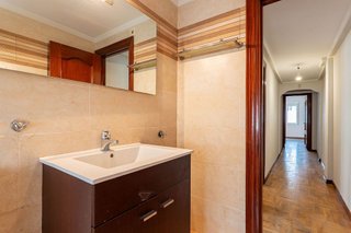 Piso en venta en El Polígono en Gijón