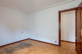 Piso en venta en El Polígono en Gijón