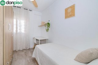 Piso en venta en Cerrillo de Maracena - Periodistas en Granada