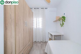 Piso en venta en Cerrillo de Maracena - Periodistas en Granada