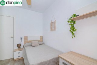 Piso en venta en Cerrillo de Maracena - Periodistas en Granada