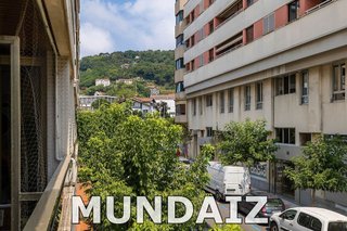 Piso en venta en Gros en San Sebastián-Donostia