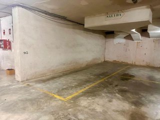 Garaje en venta en Aiora en Valencia
