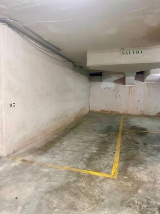 Garaje en venta en Aiora en Valencia