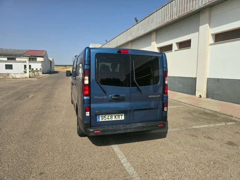 Renault Trafic 2018 - foto 1