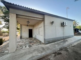 Chalet en venta en Jubalcoi en Elche