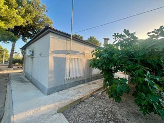 Chalet en venta en Jubalcoi en Elche