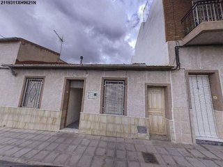 Casa adosada en venta en San Crispín - Huerta Nueva - Estación en Elda