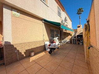 Casa adosada en venta en La Siesta - El Salado - Torreta en Torrevieja