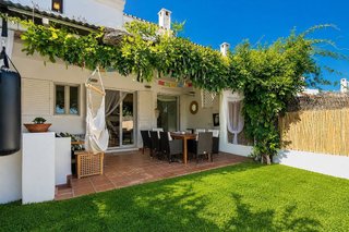 Casa adosada en venta en San Enrique-Guadiaro-Pueblo Nuevo en San Roque