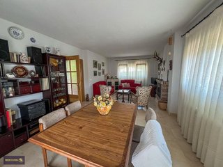 Chalet en venta en Lozoyuela-Navas-Sieteiglesias