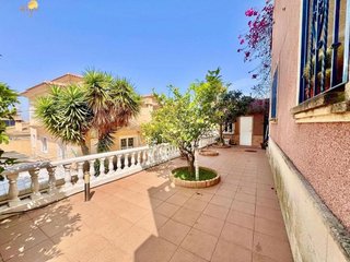 Chalet en venta en Los Balcones - Los Altos del Edén en Torrevieja