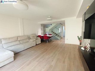Casa adosada en venta en Santa Cruz - Industria - Polígono Campollano en Albacete
