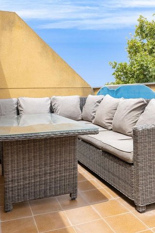 Casa adosada en venta en Avda. de Abril. - 9 de octubre en Sagunto