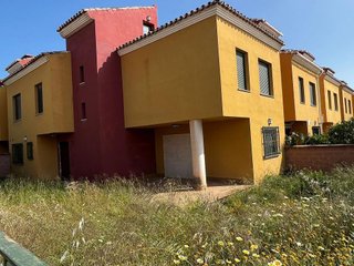 Casa adosada en venta en Capuchinos en Vélez-Málaga