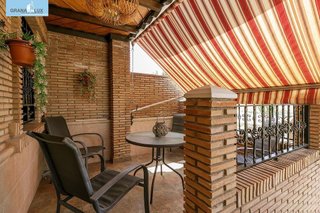Casa pareada en venta en Ogíjares