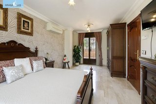 Casa pareada en venta en Ogíjares