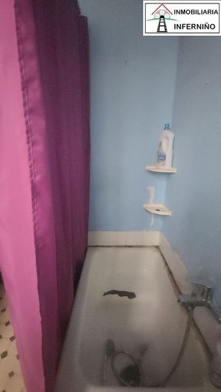 Casa en venta en A Gándara en Narón