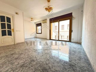 Piso en venta en Els Molins en Mataró