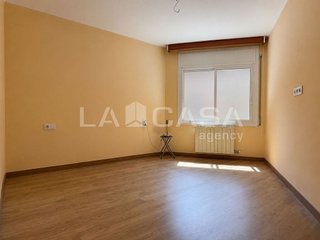 Piso en venta en Santa Rosa - Can Mariner en Santa Coloma de Gramanet