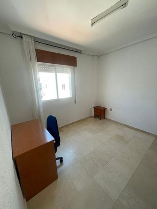 Piso en alquiler en Huerta Rosales - Valdepasillas en Badajoz