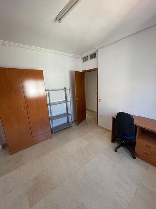 Piso en alquiler en Huerta Rosales - Valdepasillas en Badajoz