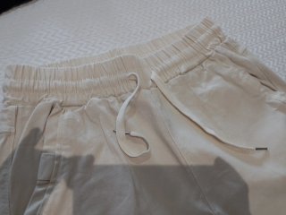 Pantalón beige cintura elástica