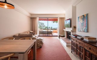 Piso en venta en Los Arqueros-Puerto del Almendro en Benahavís